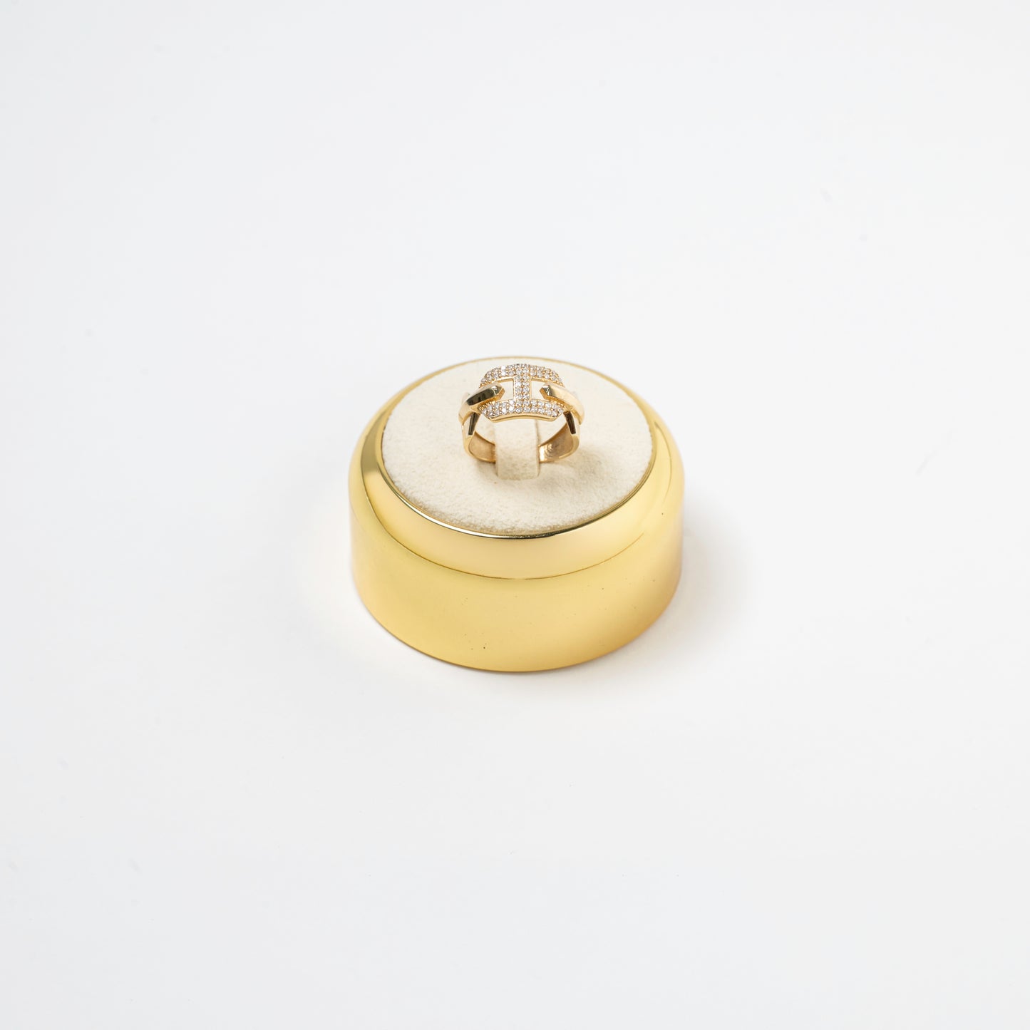 Ring embracing an H with diamonds 18K Gold
